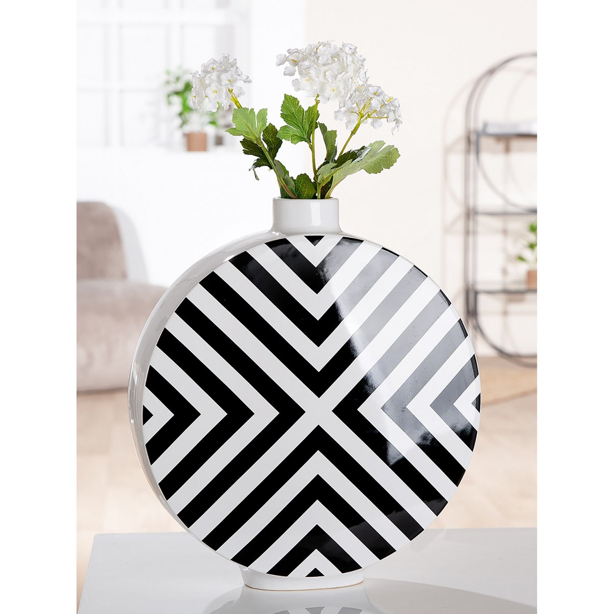 Lidded vase round chevron, black, white H.33 cm