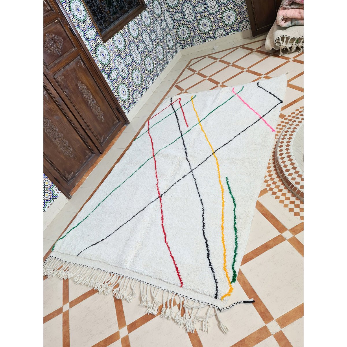 Colorful pure wool Berber rug 160 x 255 cm