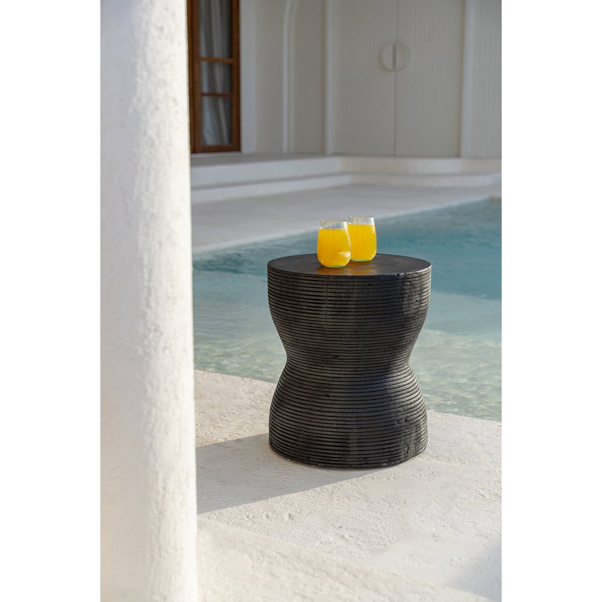 The Kotoran Stool - Black
