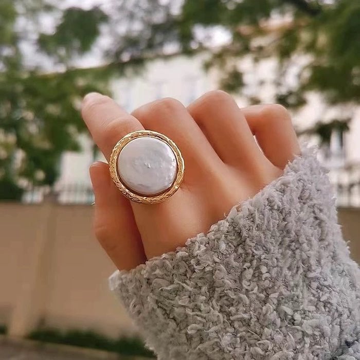 Vintage Mother of Pearl Dome Ring