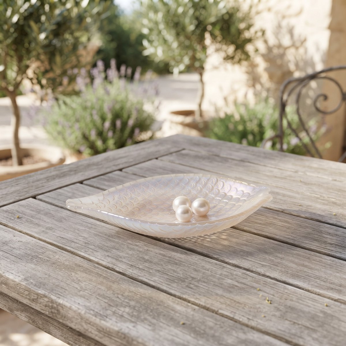 White fish dish 22x9x3cm