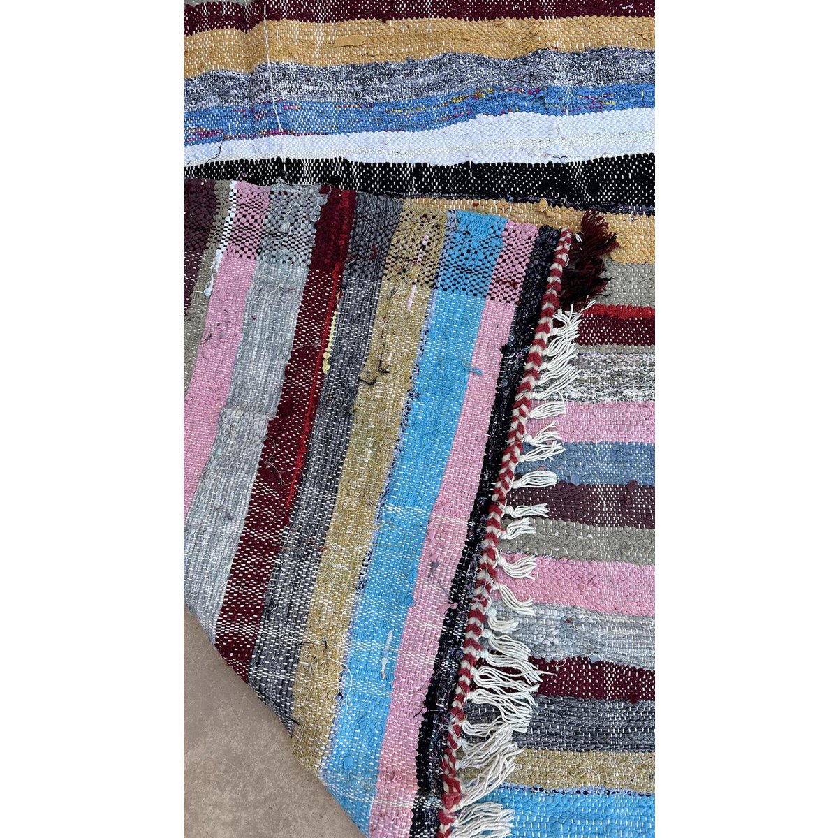 Moroccan Berber rug in recycled textiles 122 x 321 cm