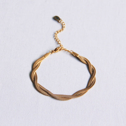 SA860 - Stainless steel braided snake bracelet - gold