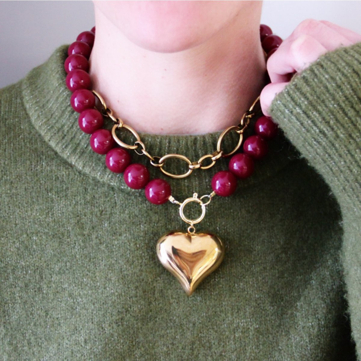 Beaded necklace XXL - cherry