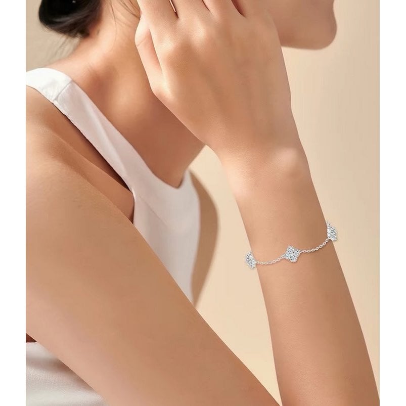 Eternal Clover Moissanite Bracelet