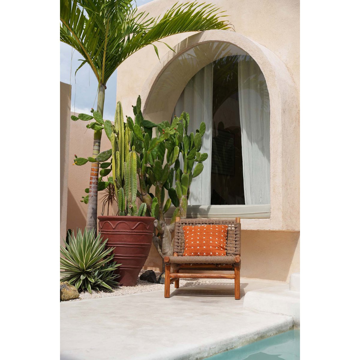 The Zillion Kiss Cushion Cover - Terracotta White