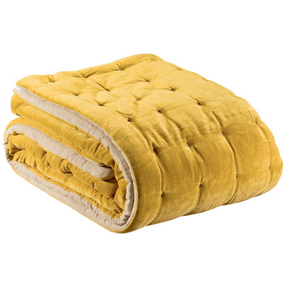 Plain throw Elise quilted finish But 240 x 260