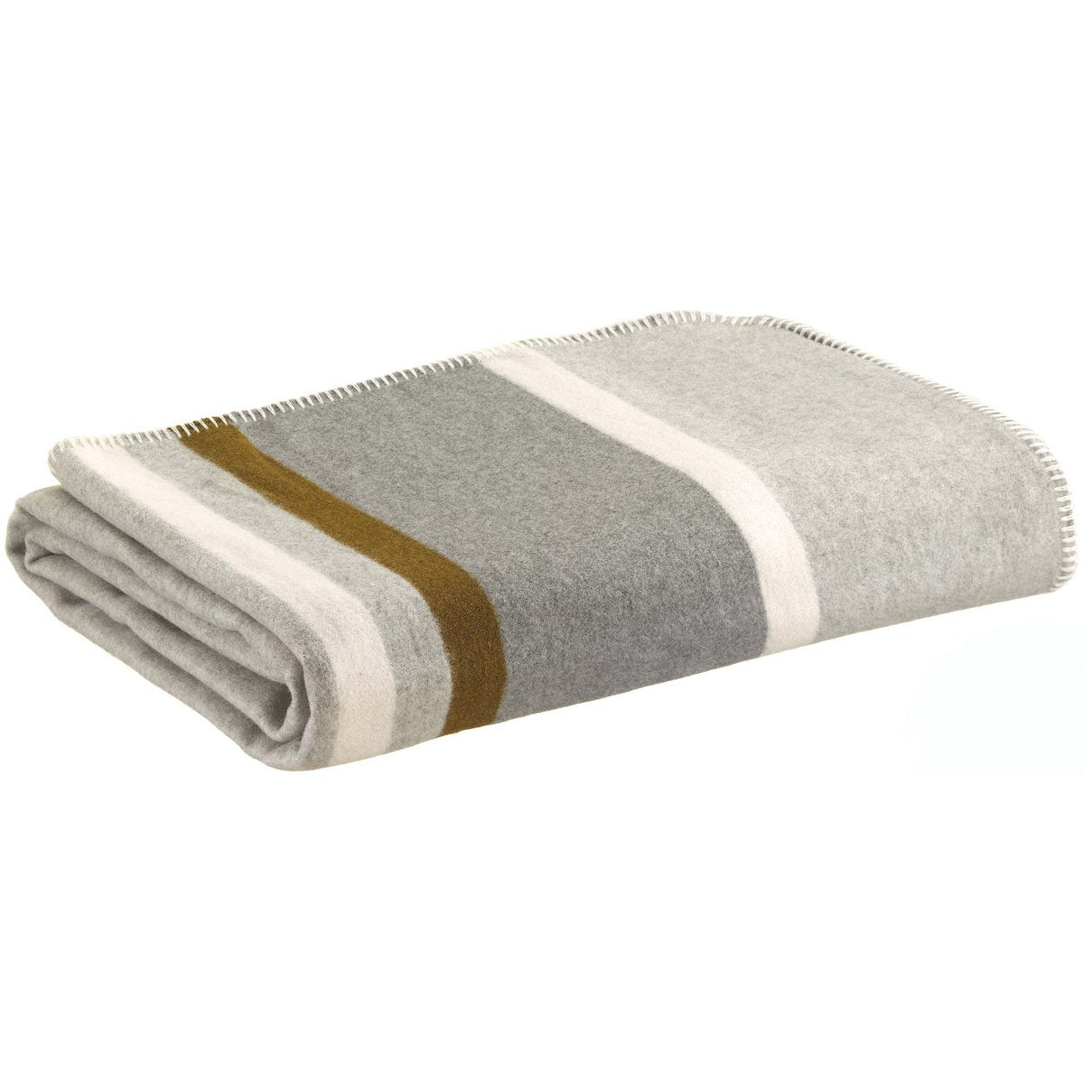 Threaten recycled jacquard gioia pearl 240 x 260
