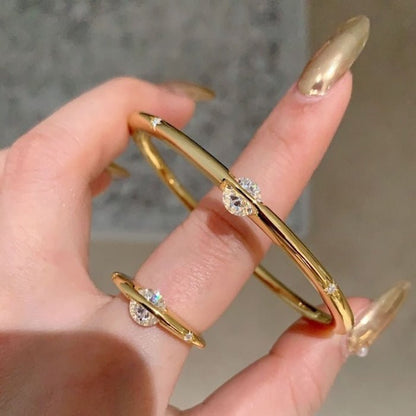 Unique Design Twinkled Star Bangles