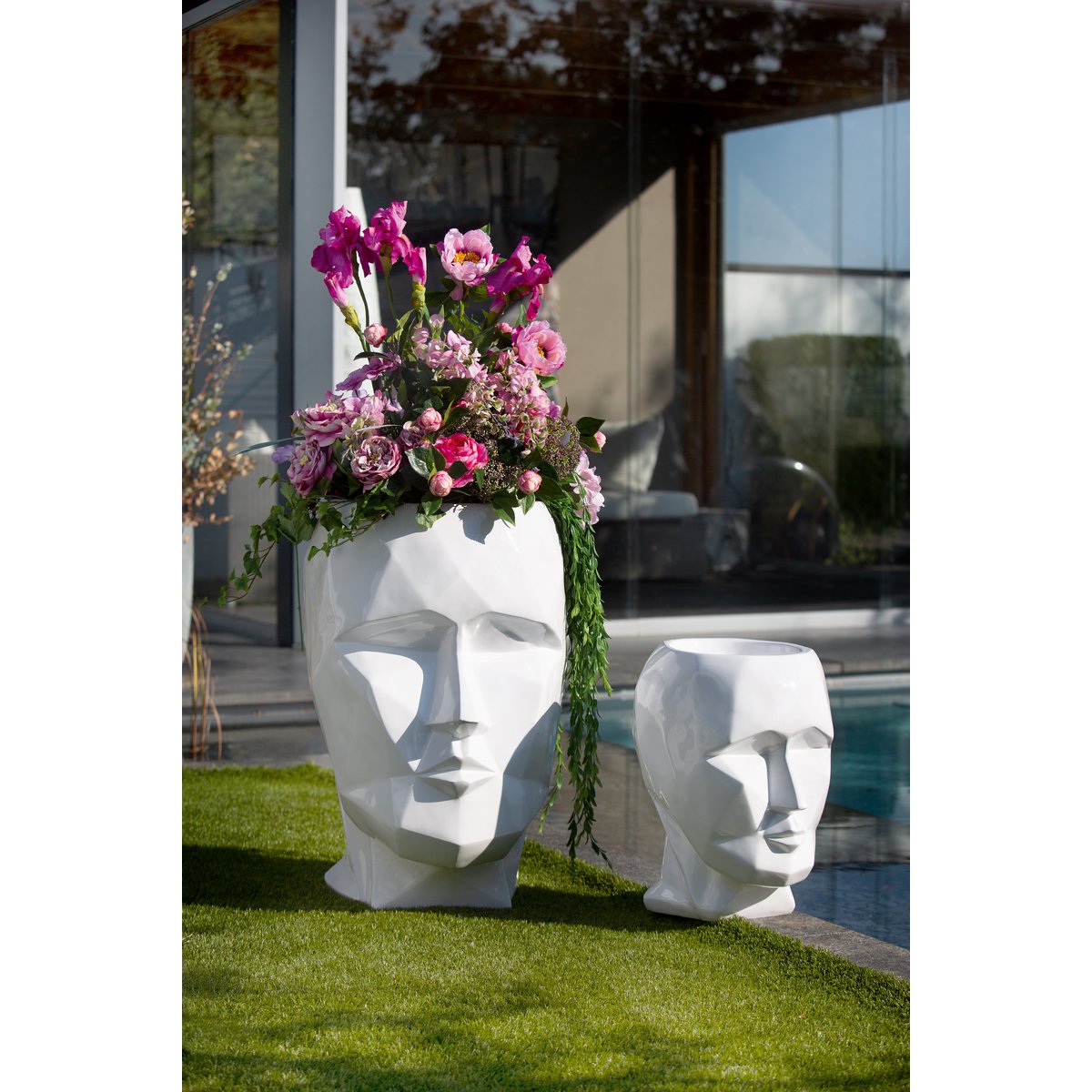 Fibergl Planter "Cara"