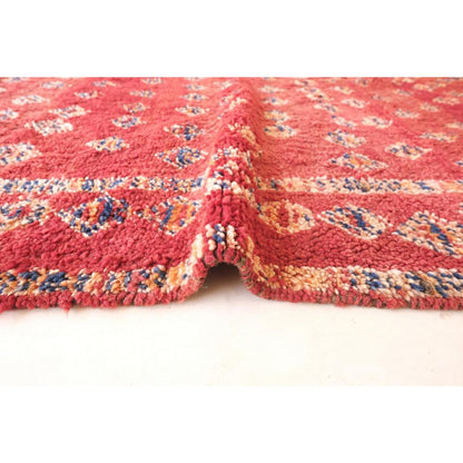 Vintage hand-woven wool Berber rug 169 x 258 cm