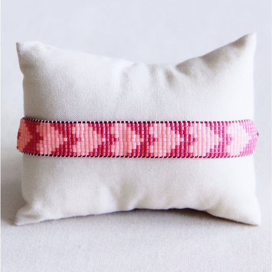 Woven bracelet with hearts - hot pink/peach