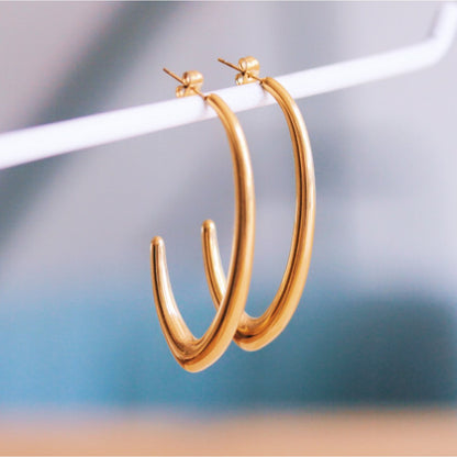 Stainless steel oval hoop earring - gold