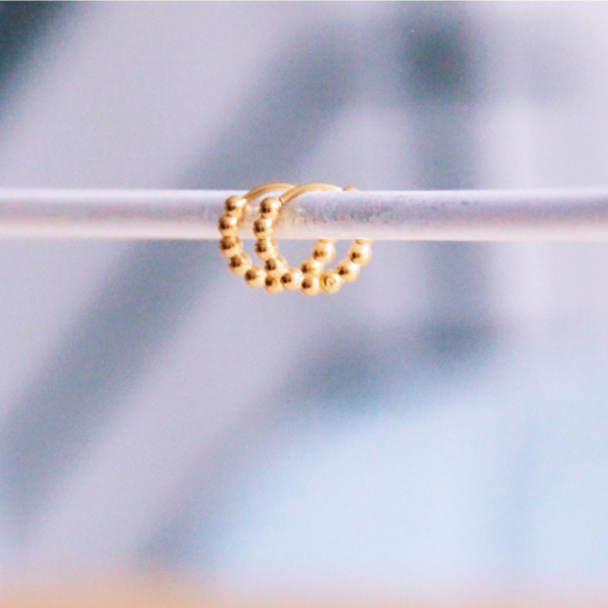 Stainless steel hoop earrings 10mm "balls" - gold