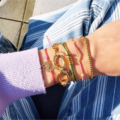 Satin bracelet with rings – peach/gold