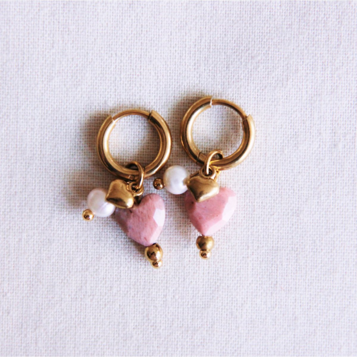 Stainless steel hoop earrings with gemstone heart, mini heart and pearls - dusty pink