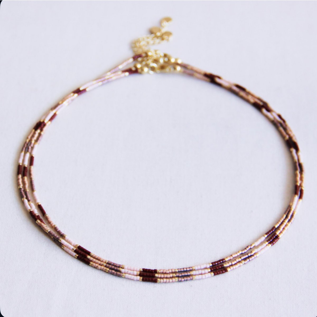 Miyuki necklace - Golden glow nude shades