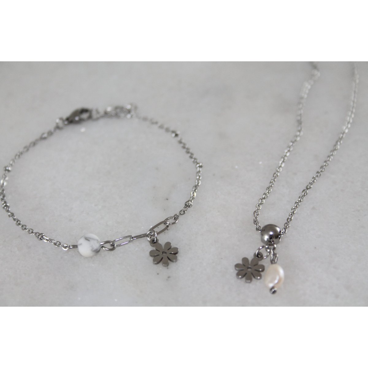 Necklace Flower & Pearl - Silver