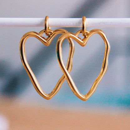 Stainless steel earring with XL open heart – gold