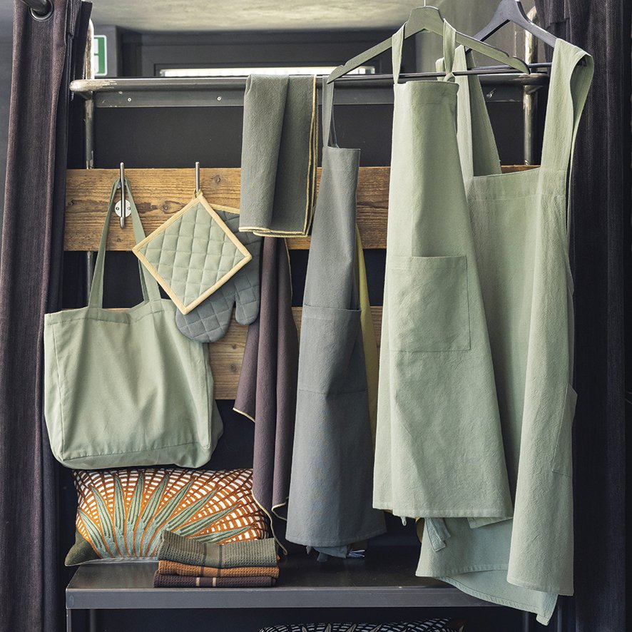 Lot kitchen glove/recycled manee grace matcha 15 x 32