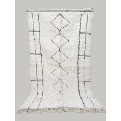 Pure wool Moroccan Berber rug 150 x 250 cm