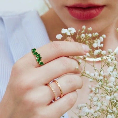 Royal Emerald-cut Stones Ring