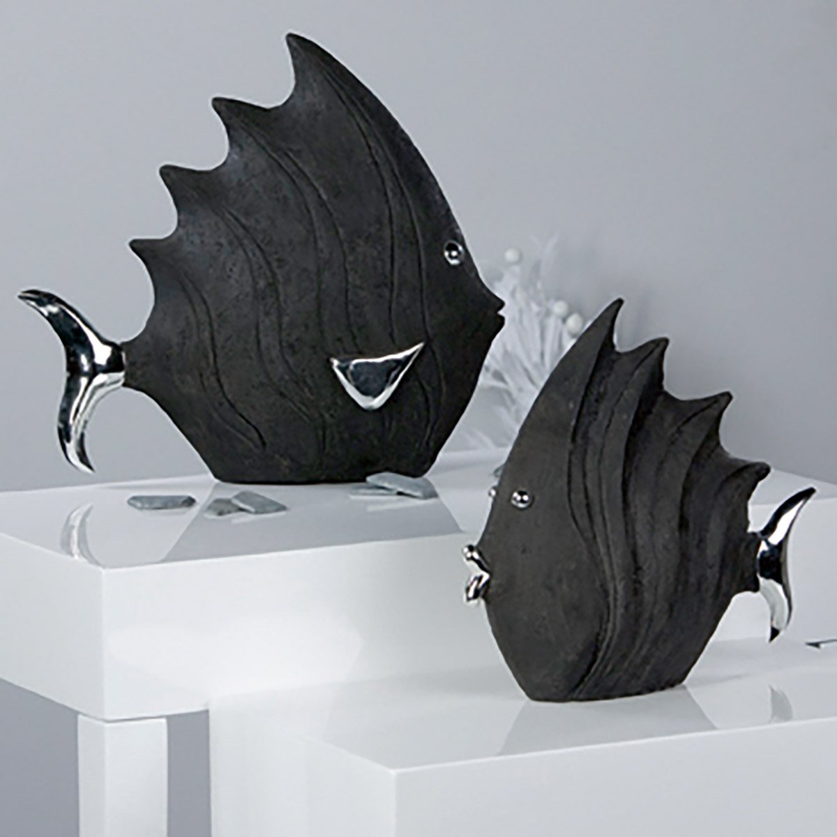 Figure "Fish" black, H26L29cm, poly