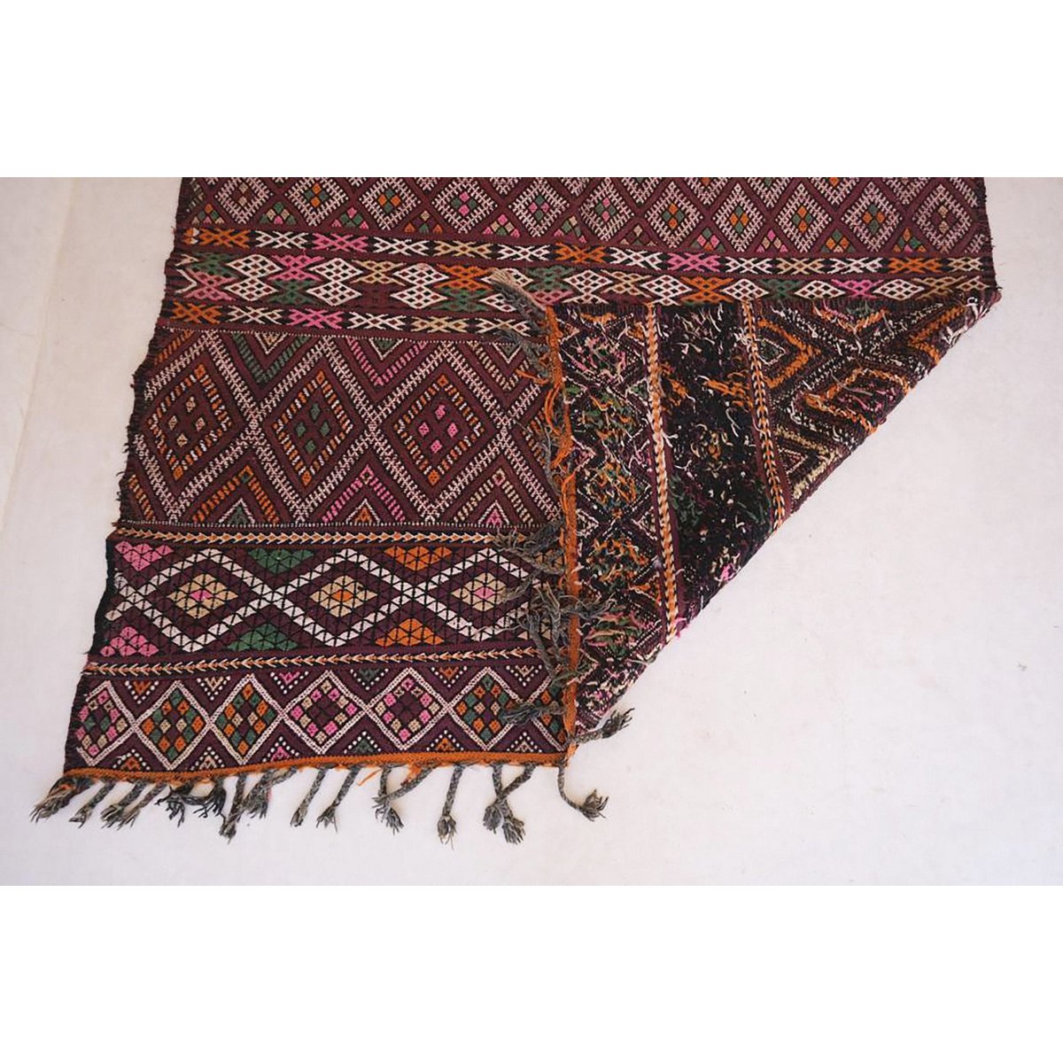 Pure wool Moroccan Kilim Berber rug 190 x 311 cm