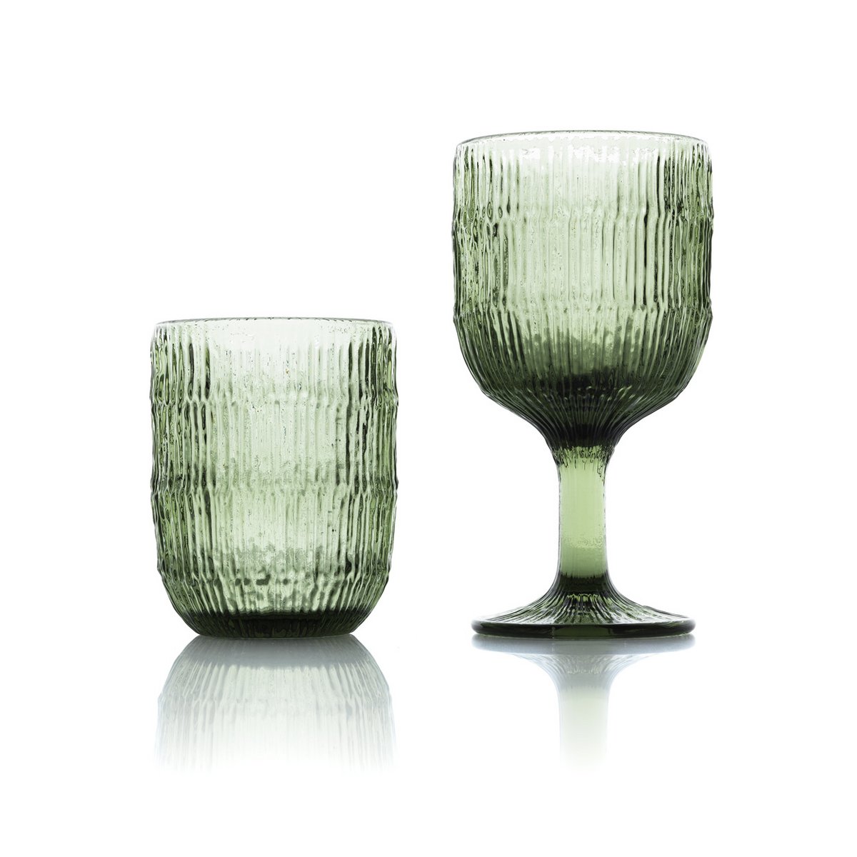 The Moss Ripple Water Glass - Green