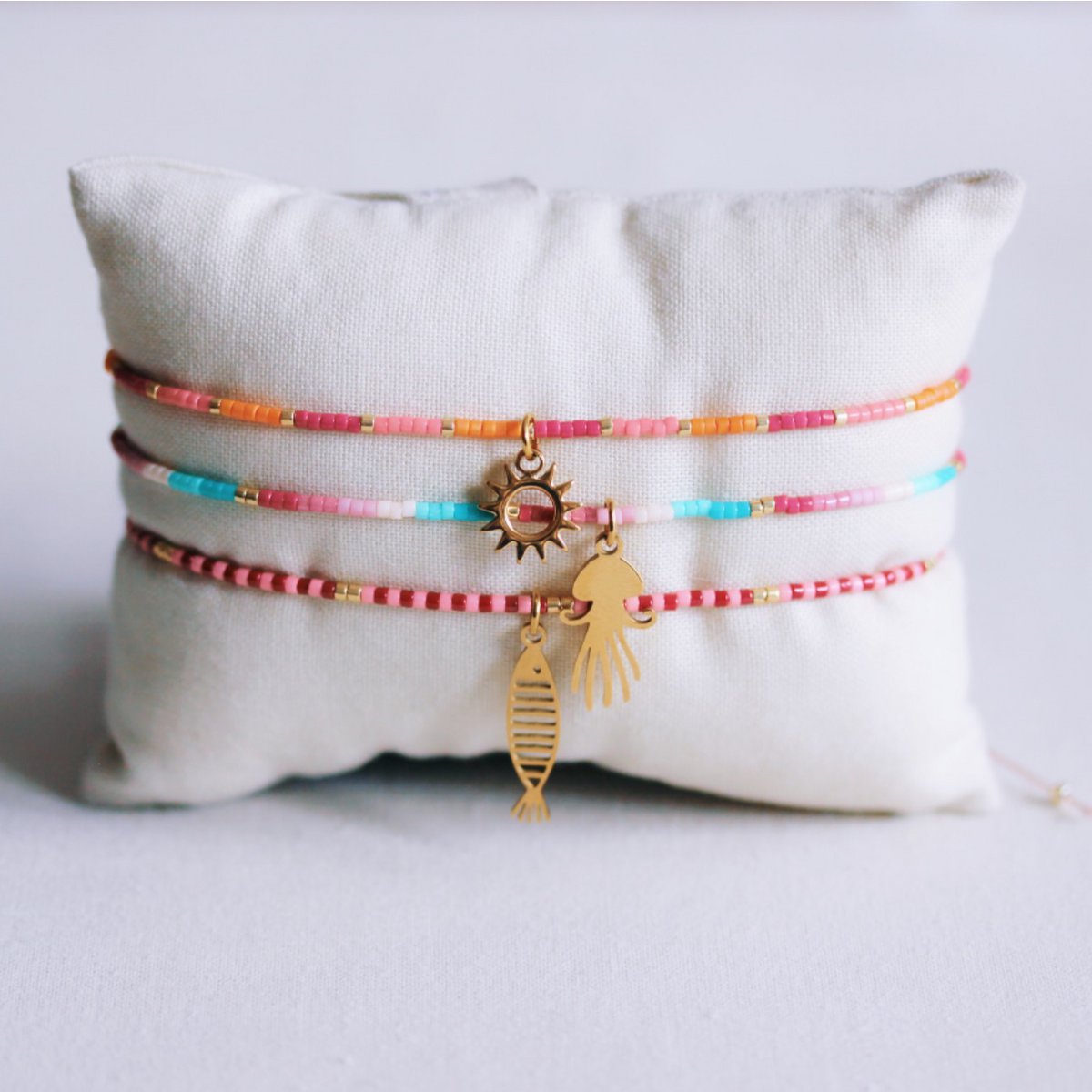Miyuki anklet with jellyfish - mint/lilac