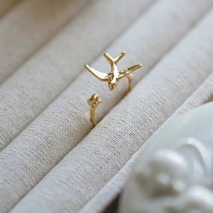 Artistic Swallow Bird Ring