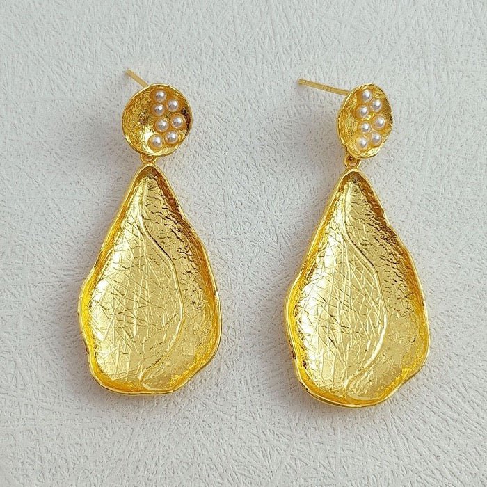 Vintage Inspired Textured Waterdrop Earrings