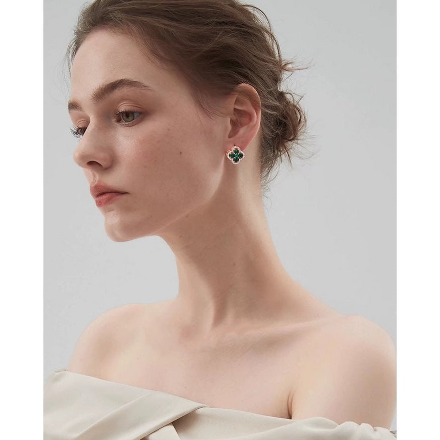 Turning Clover Jewelry Set – Lucky Four Leaf Design