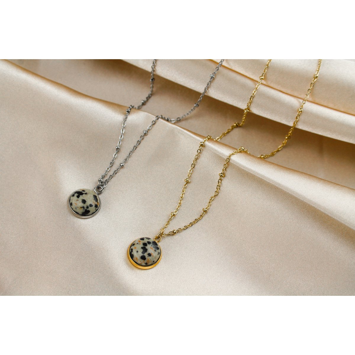 Necklace Dalmatian Jasper Stone - Gold