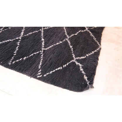 Contemporary wool Berber rug 203 x 283 cm