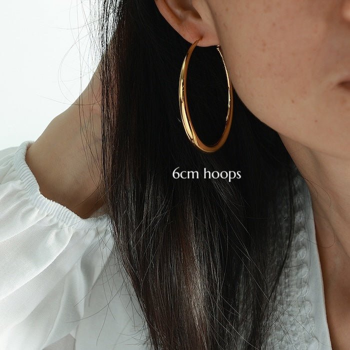 Chic Golden Hoop Earrings - New Moon Form