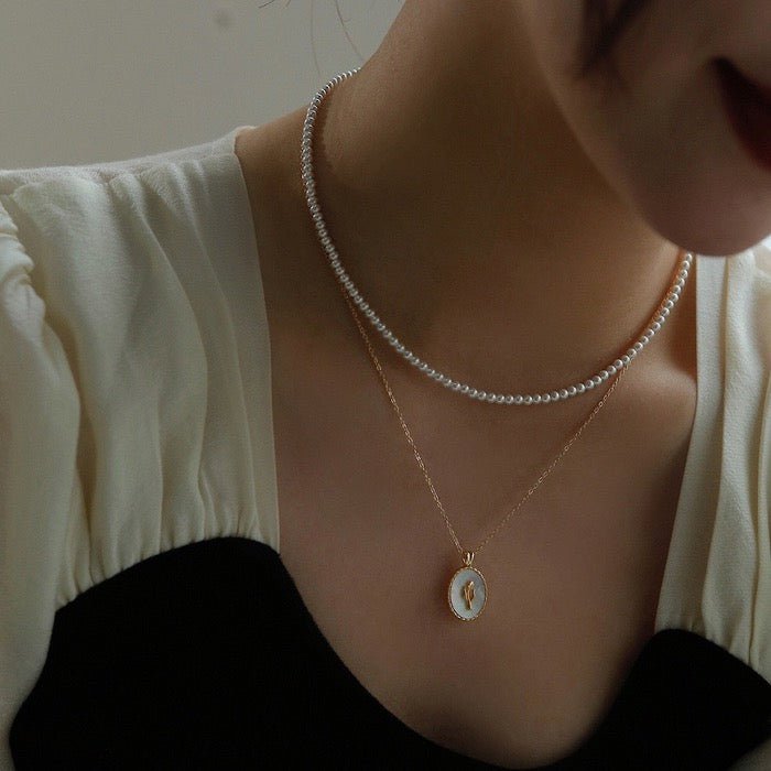 Timeless MOP tulip pendant necklace