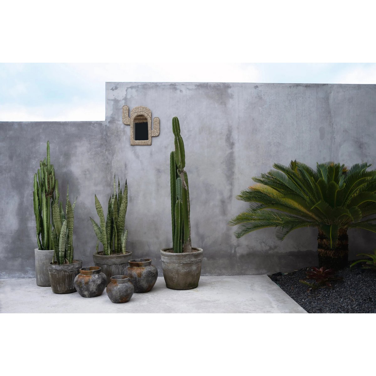 The Funky Vase - Antique Grey - M