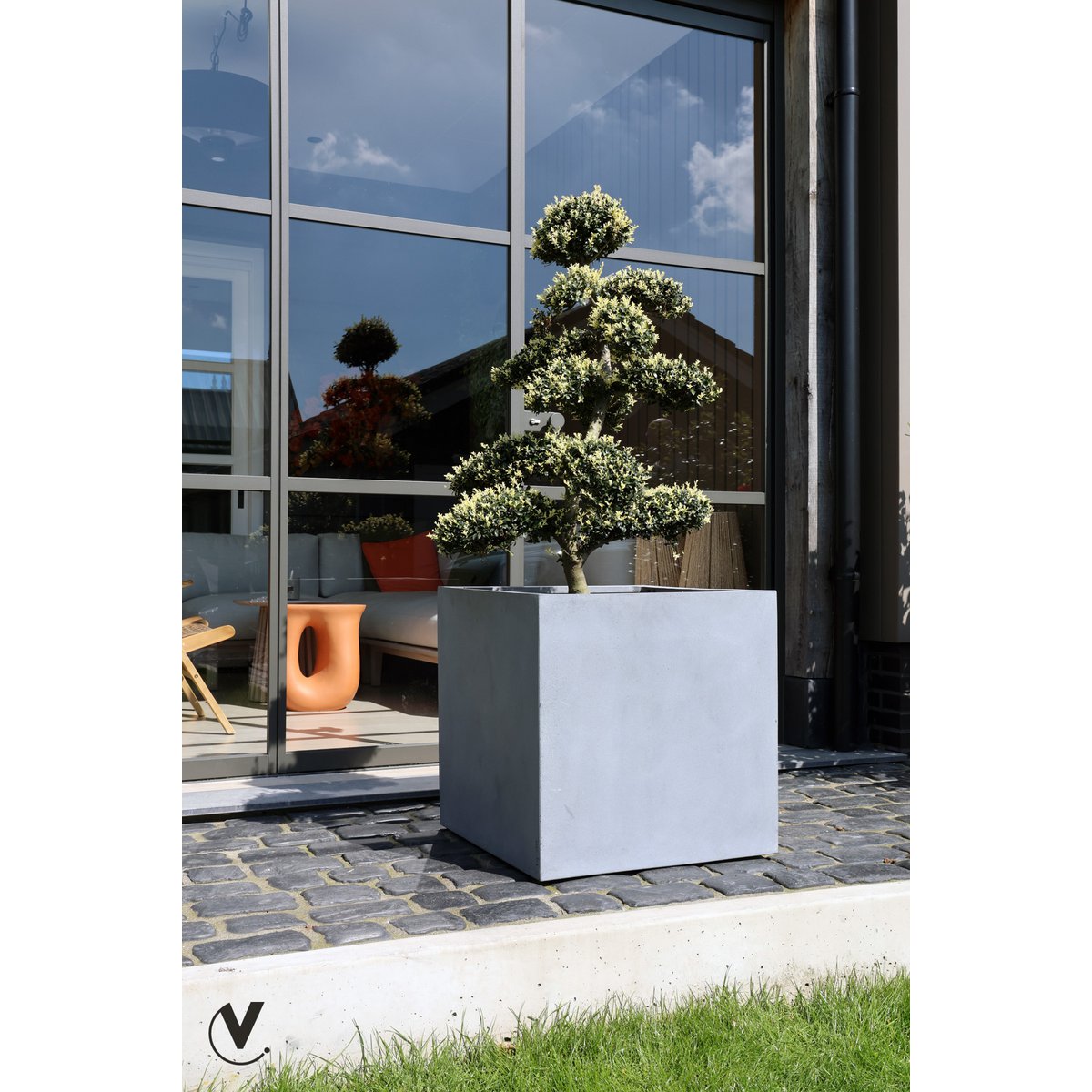 Planter - El Salvador Gray