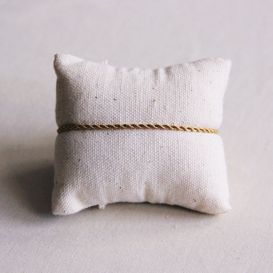 SA840: Steel "twisted" bracelet small – gold