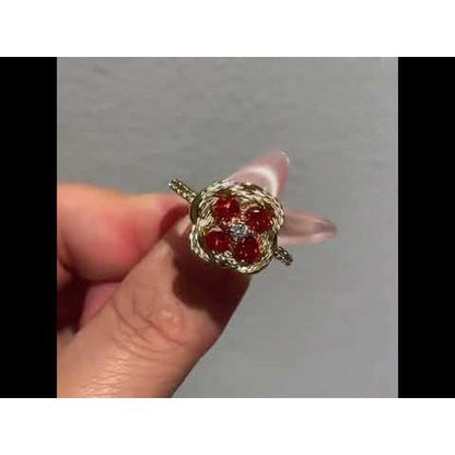 Turning Clover Jewelry Set – Lucky Four Leaf Design