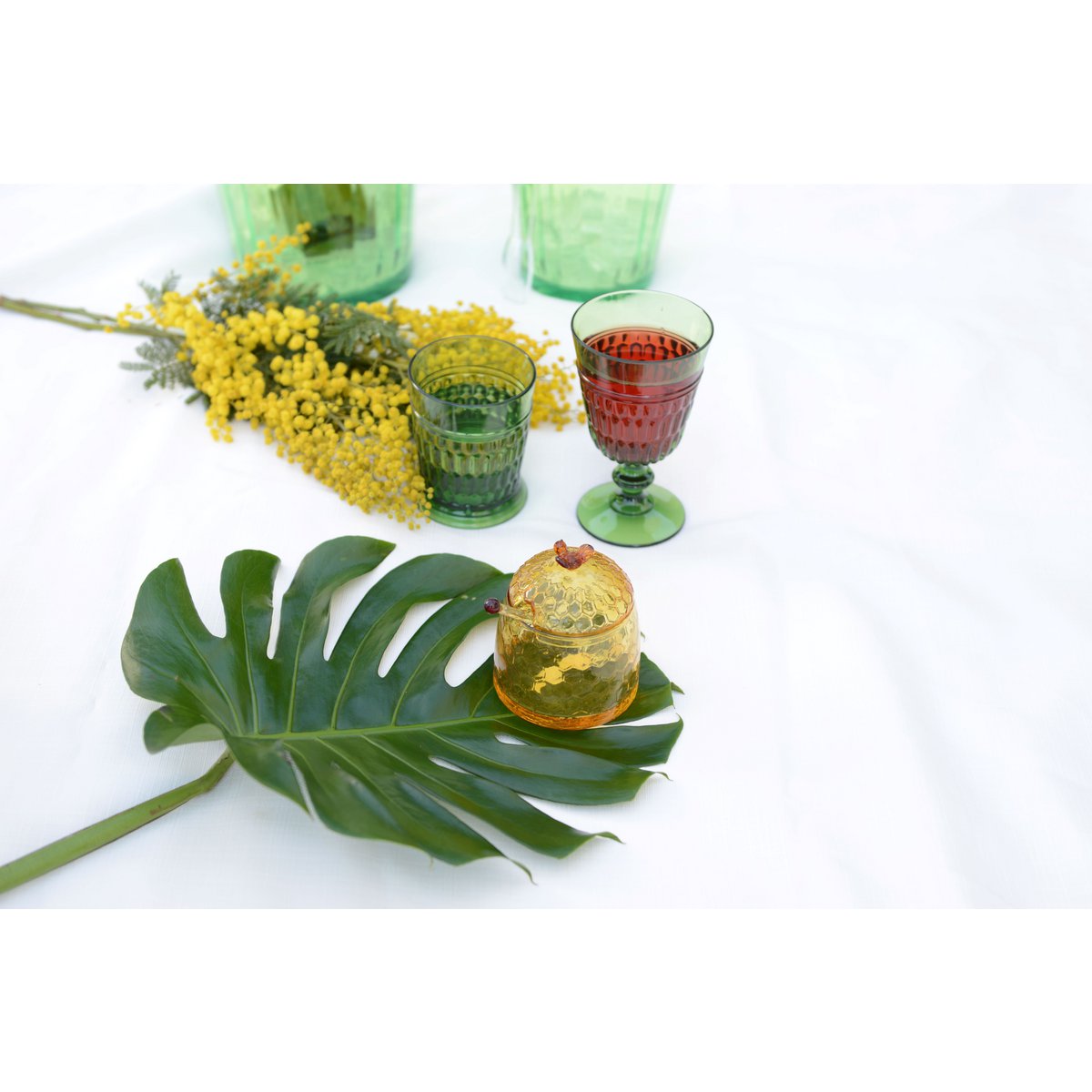 Amber honey pot 9.5x9.5x15cm