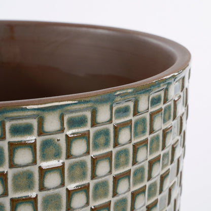 Flowerpot inside Daan Wit