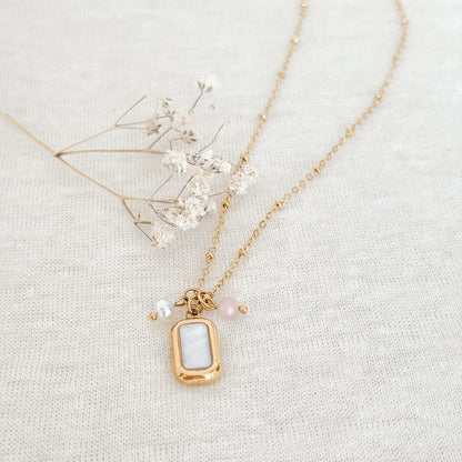 Schelp, Pearl & Jade Necklace - Gold