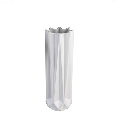 "Zelko" vase, glossy white porcelain