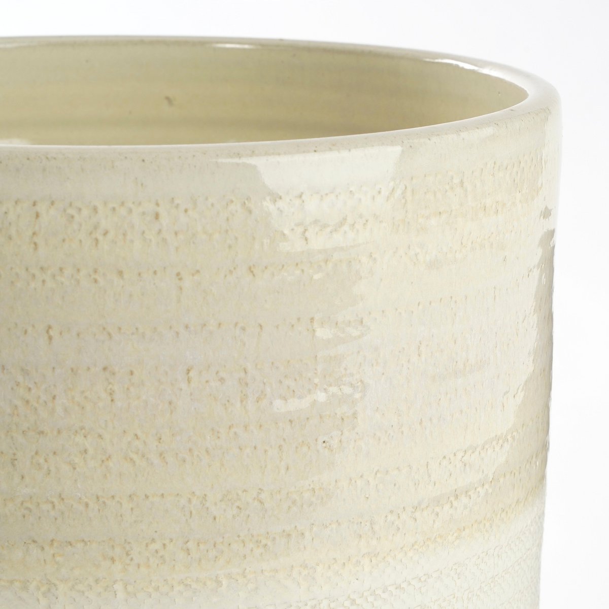Flowerpot inside Olof Crème