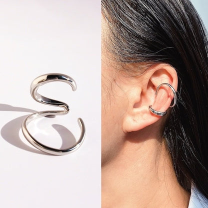 Minimalist Wave Line Ear Cuff
