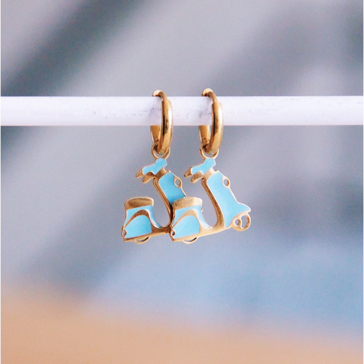 Stainless steel hoop earrings with vespa - mint