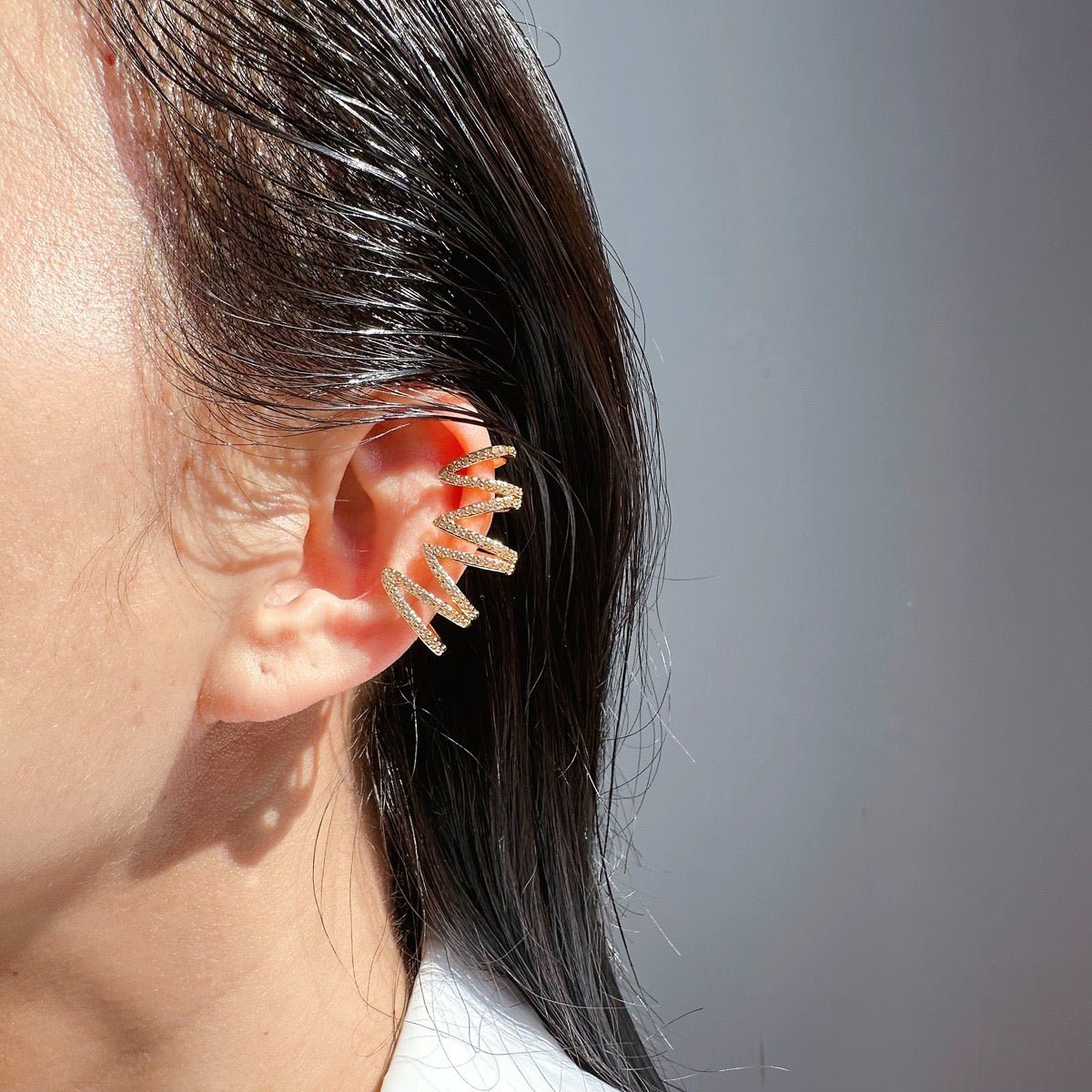 Dazzling Wrapped Line Ear Cuff-One piece