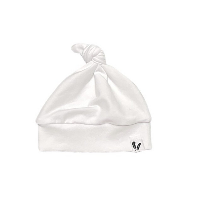 button cap white